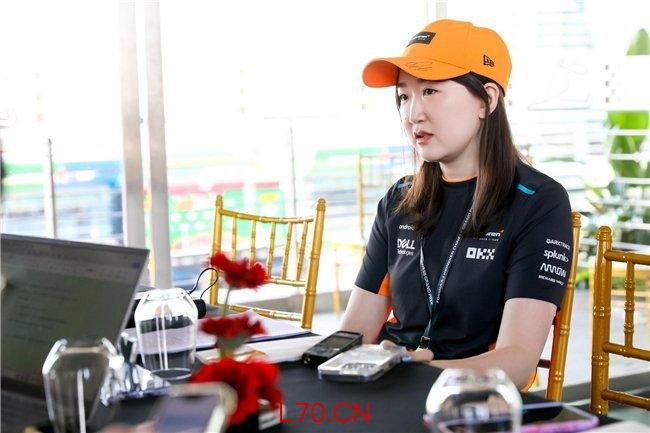 (图:空中云汇联合创始人兼总裁刘月婷现场接受记者采访)